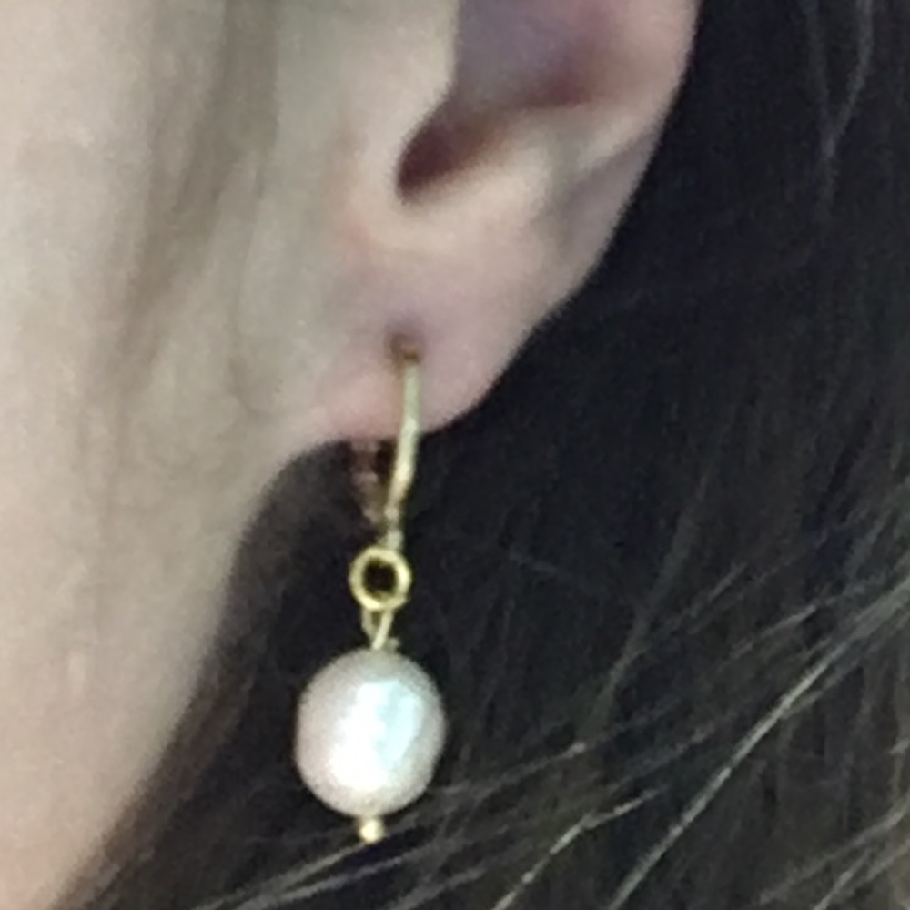 Lucrezia Borgia Natural Pearl Gold Hoop Renaissance Earrings Handmade Replicas - Picture 3 of 12